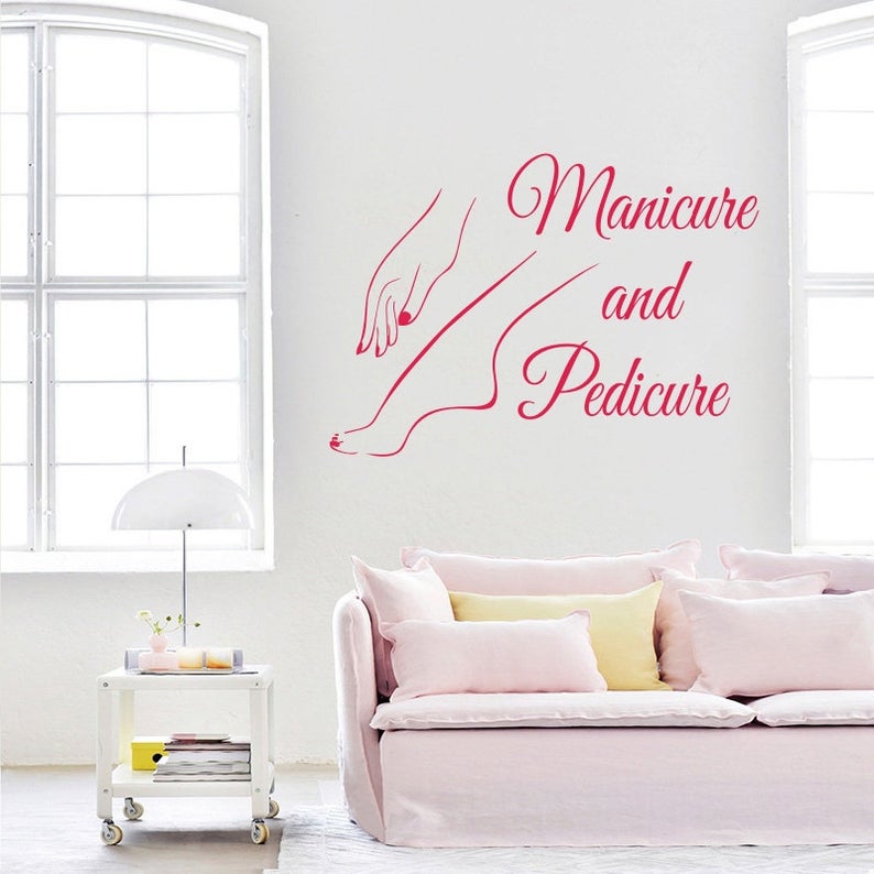 Güzellik Salonu Manikür Pedikü - Interior Design Nail Salon incelemesi ve fiyatı